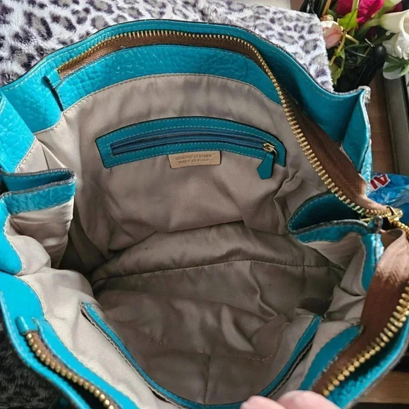 Gorgeous Turquoise Moto Genuine Leather Made in Italy Tote Bag - Picture 14 of 16